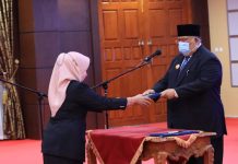 Ali Mazi Lantik Mantan Sekda Kota Kendari Jadi Widyaiswara Ahli Utama Pemprov Sultra