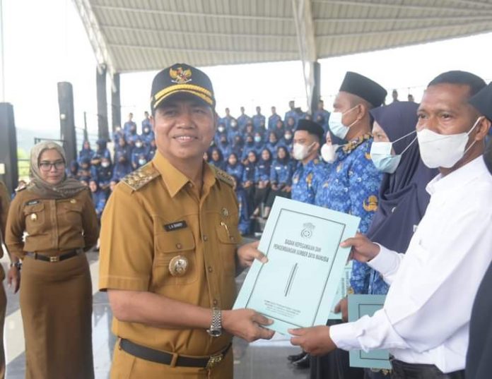 Bupati Buton la Bakry Bupati Buton La Bakry
