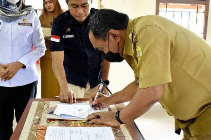Wali kota Baubau teken Kerjasama dengan BNI Wali kota Baubau teken Kerjasama dengan BNI