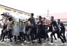 Tingkatkan Kemampuan, Satuan Samapta Polres Baubau Latihan Pengendalian Massa