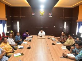 Selesaikan Keluhan Warga, Bupati Alvin Langsung Undang Pengusaha Aspal di Buton