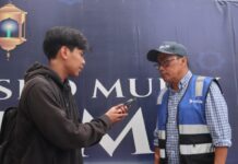 Posko Mudik BUMN di Pelabuhan Baubau Menyediakan Layanan Cek Kesehatan Gratis dan Pijat Refleksi