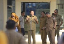 Wagub Hugua Dorong Pertanian sebagai Tulang Punggung Ekonomi Sultra dalam Sidak ke Distanak